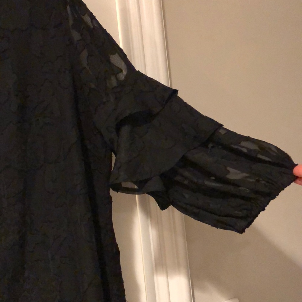 Dress - Picture 3 of 6